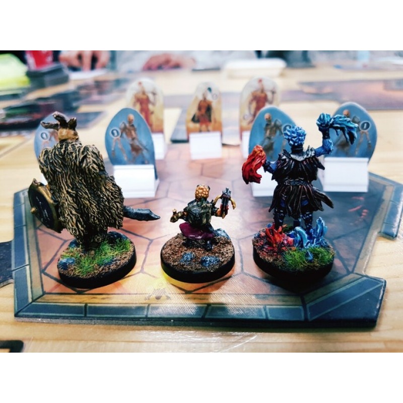 Gloomhaven мрачная гавань. Пустотелый gloomhaven. gloomhaven настольная игра. gloomhaven (2017).